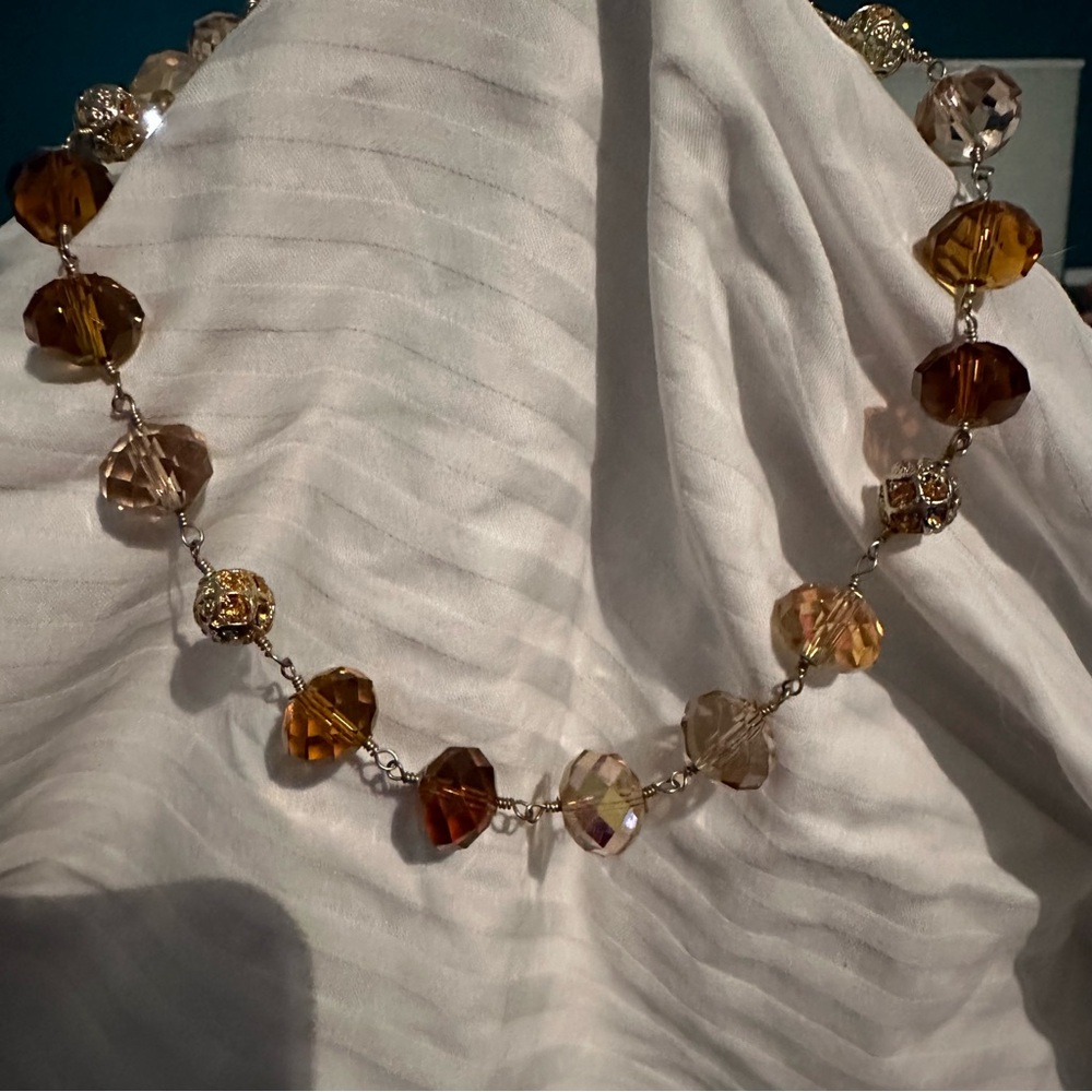 Beautiful Fall Necklace with Extender.